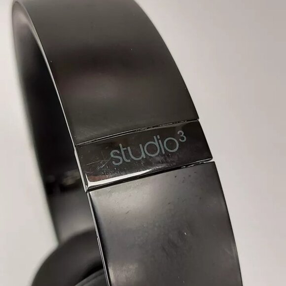 (N87166-1) Apple MX32LL/A Beats studio 3 Headphones - Picture 14 of 16